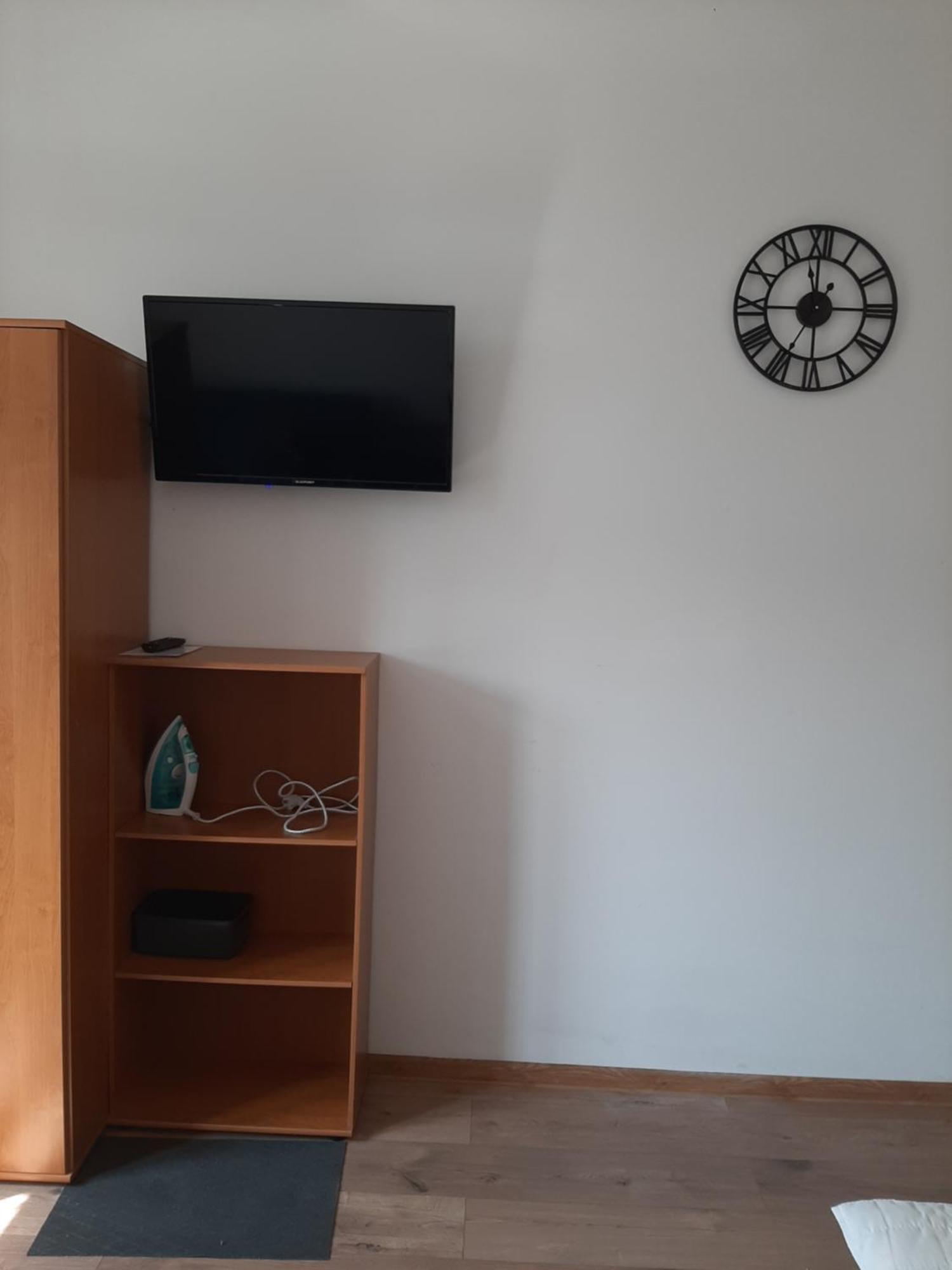 Apartamenty Marco 3-Bis- Przy Dworcu-Stare Miasto-Super Wi Fi Krakkó Kültér fotó